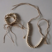 podwiązki do zasłon i firan z korali