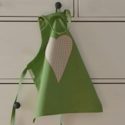 personalizowany fartuszek z sercemJPG