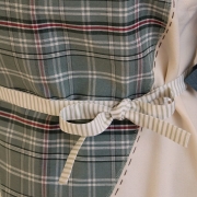 rustykalny fartuch kuchenny z regulowanym paskiem.JPG