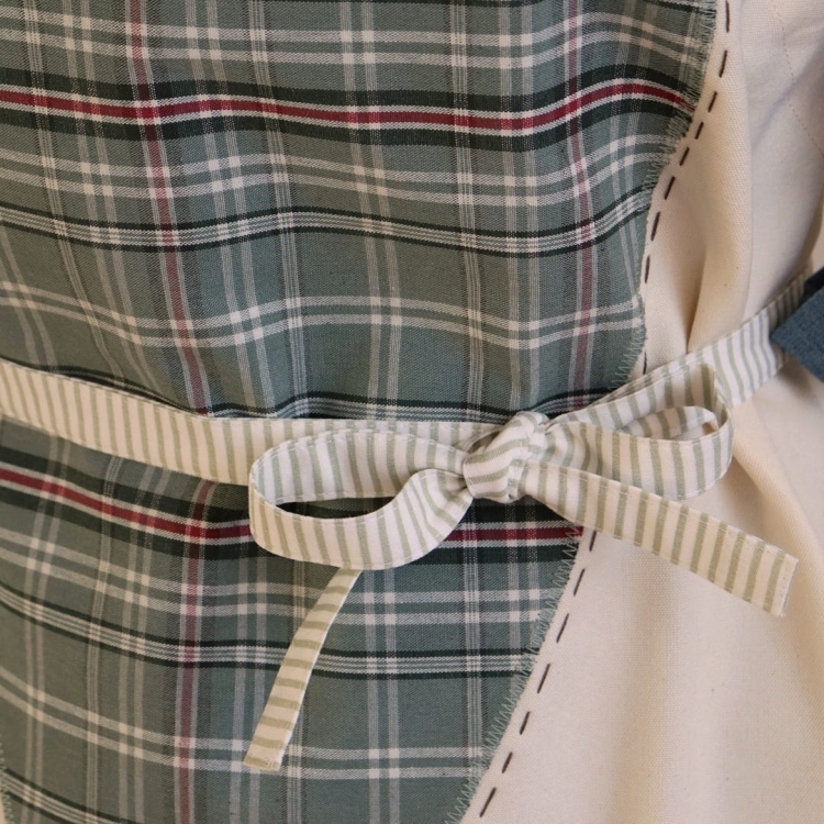 rustykalny fartuch kuchenny z regulowanym paskiem.JPG