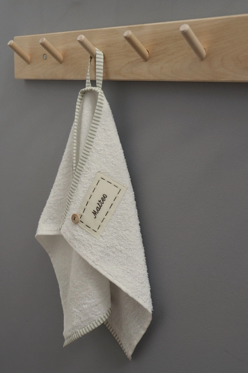 ręcznik z imieniem do żłobka