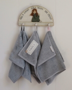 szare reczniki do przedszkola z imieniem